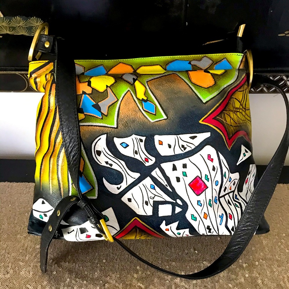 🎈leather Artistic collection shoulder bag 🎈